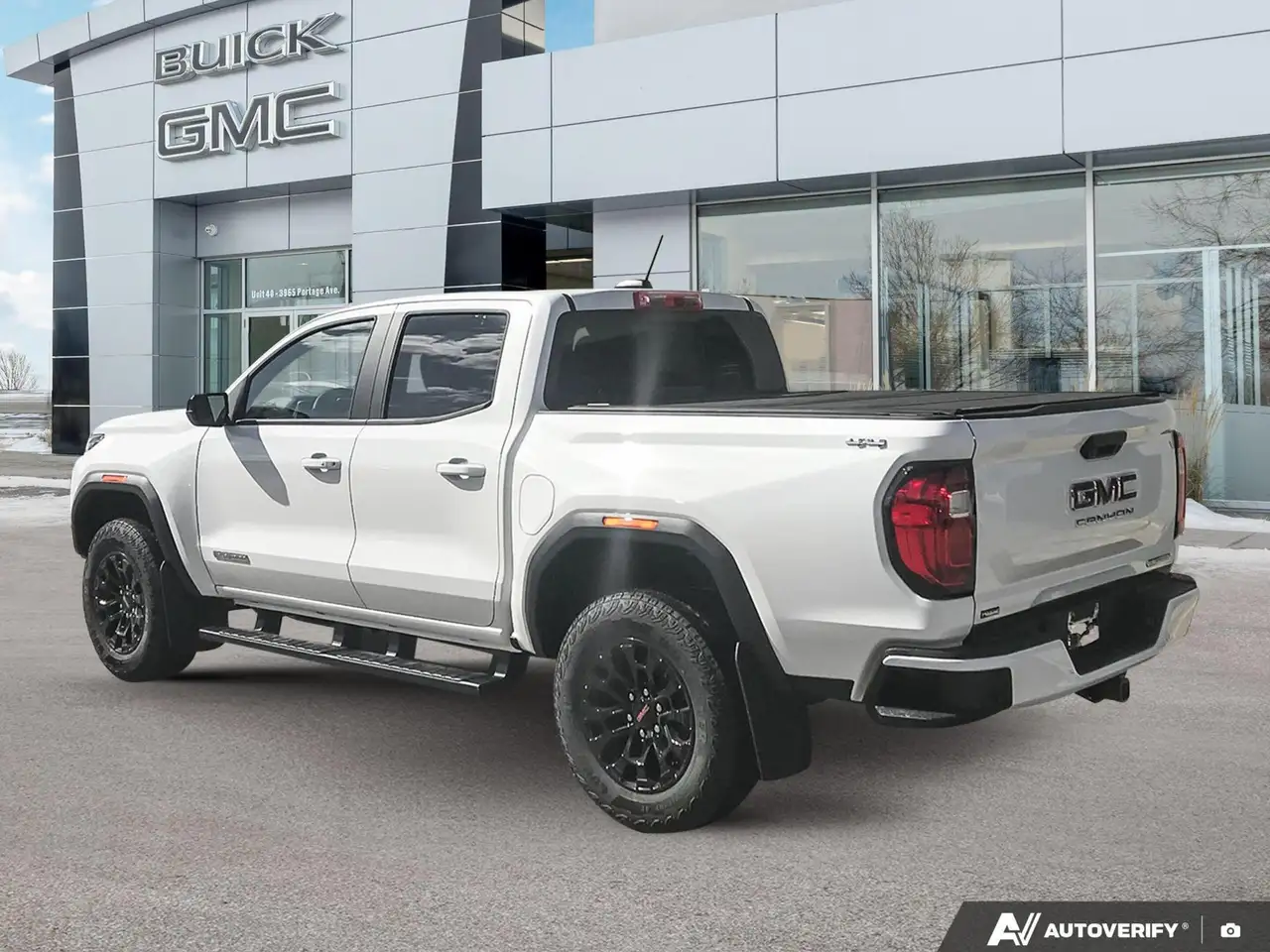 GMC Canyon снимка GMC Canyon