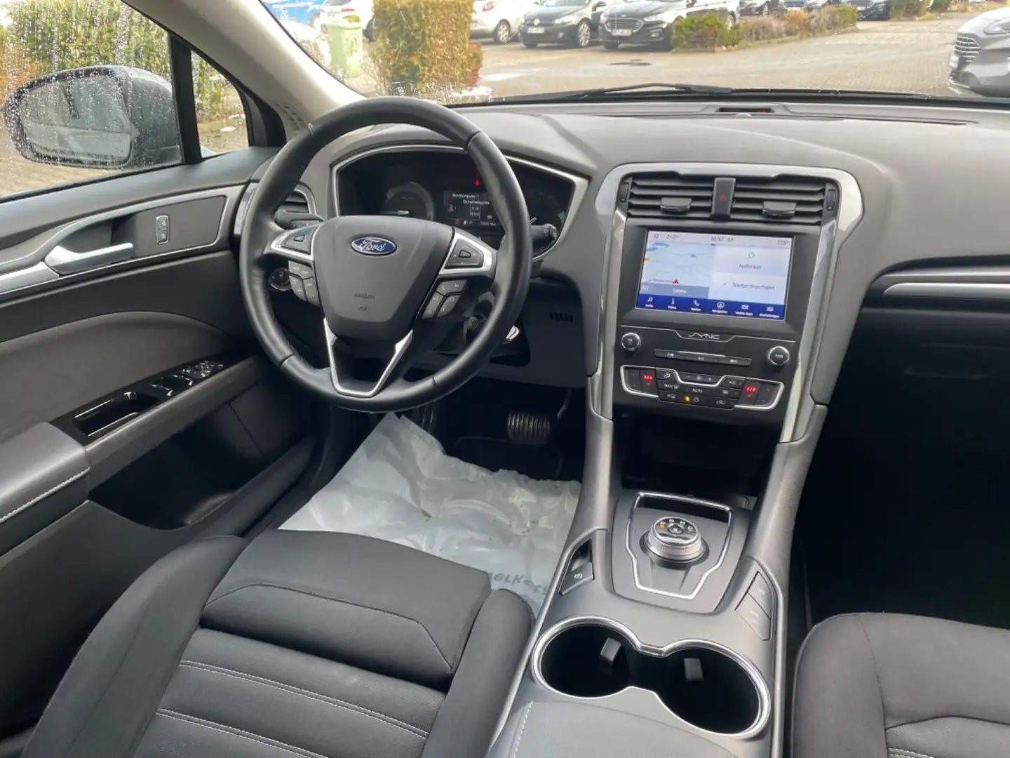 Ford Mondeo Kombi TDCi150 Auto Navi/LMF/SHZ/FSH/Temp Gris - 2