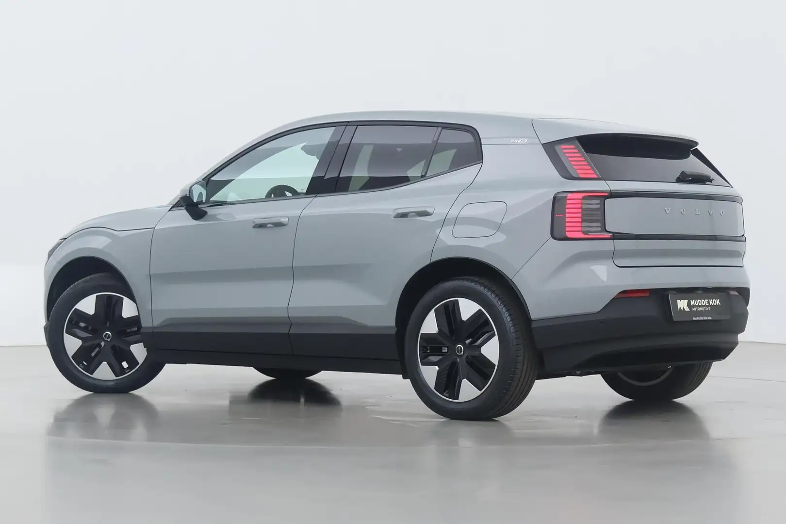 Volvo EX30 Single Motor Extended Range Core 69 kWh | Stoel+St Grey - 2