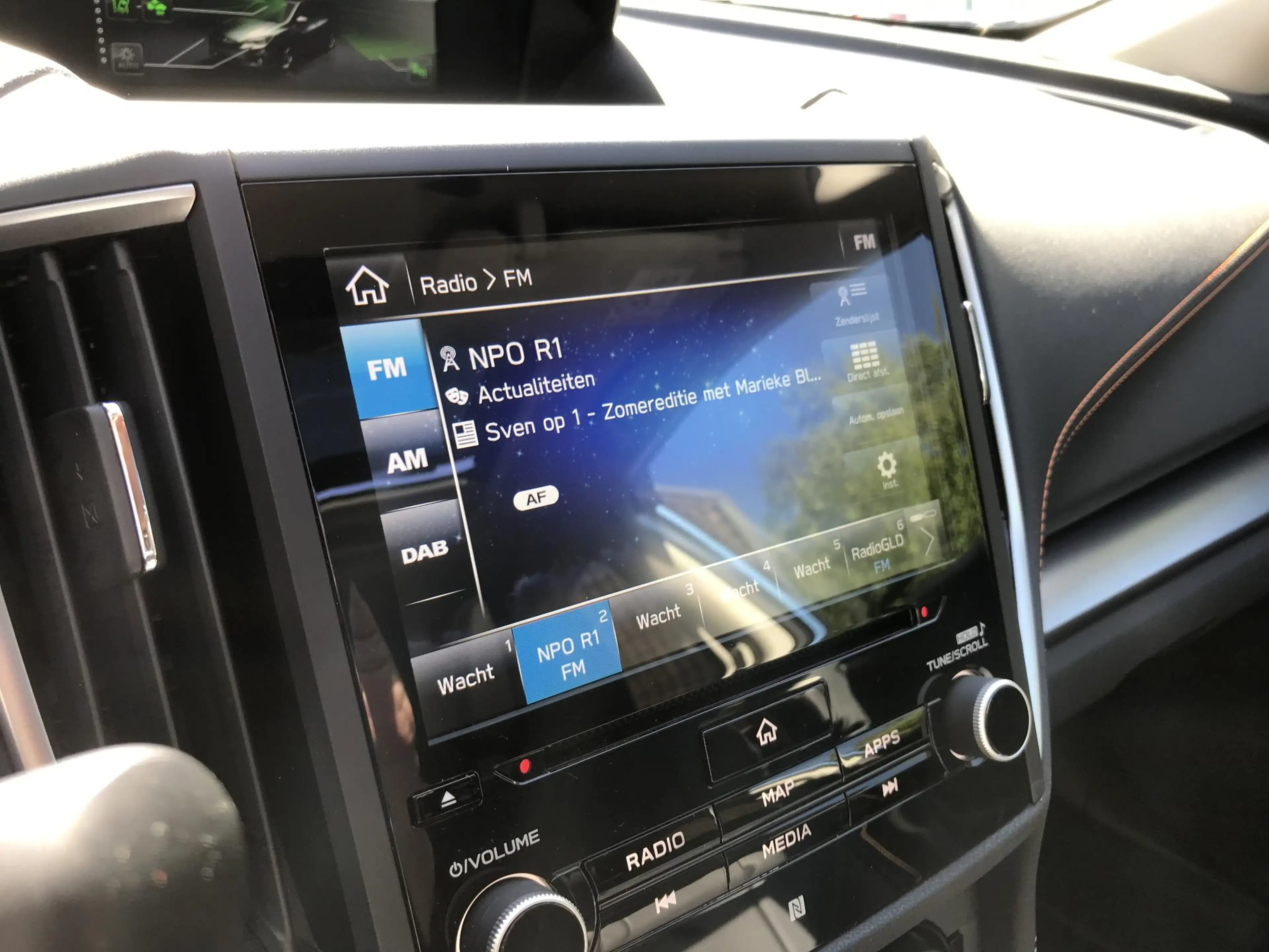 Subaru XV 2.0i Premium full options, schuifdak, leer, trekha — photo 13