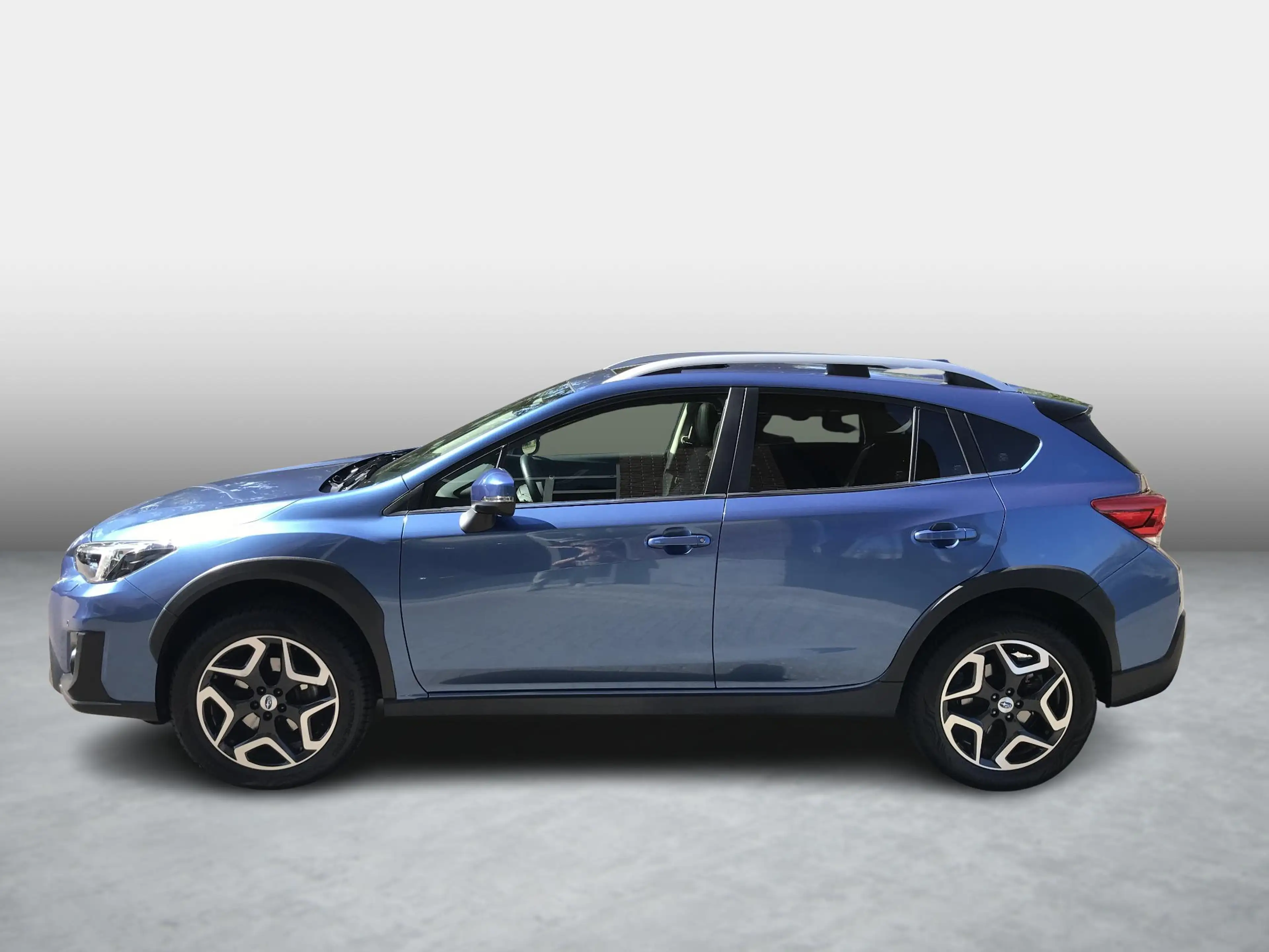Subaru XV 2.0i Premium full options, schuifdak, leer, trekha — photo 2