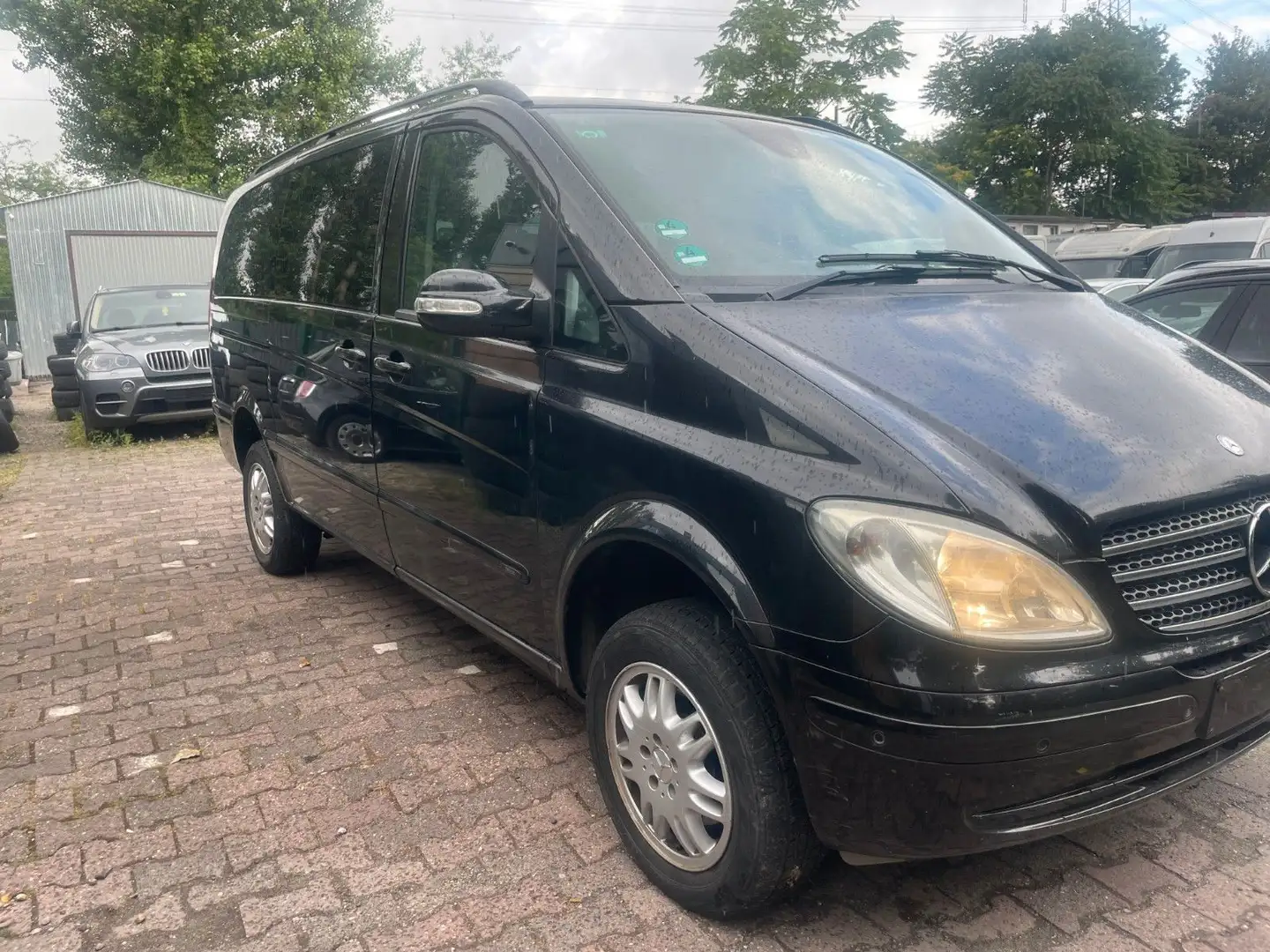 Mercedes-Benz Viano 2.2 CDI 4MATIC TREND lang 8-Sitzer Noir - 1