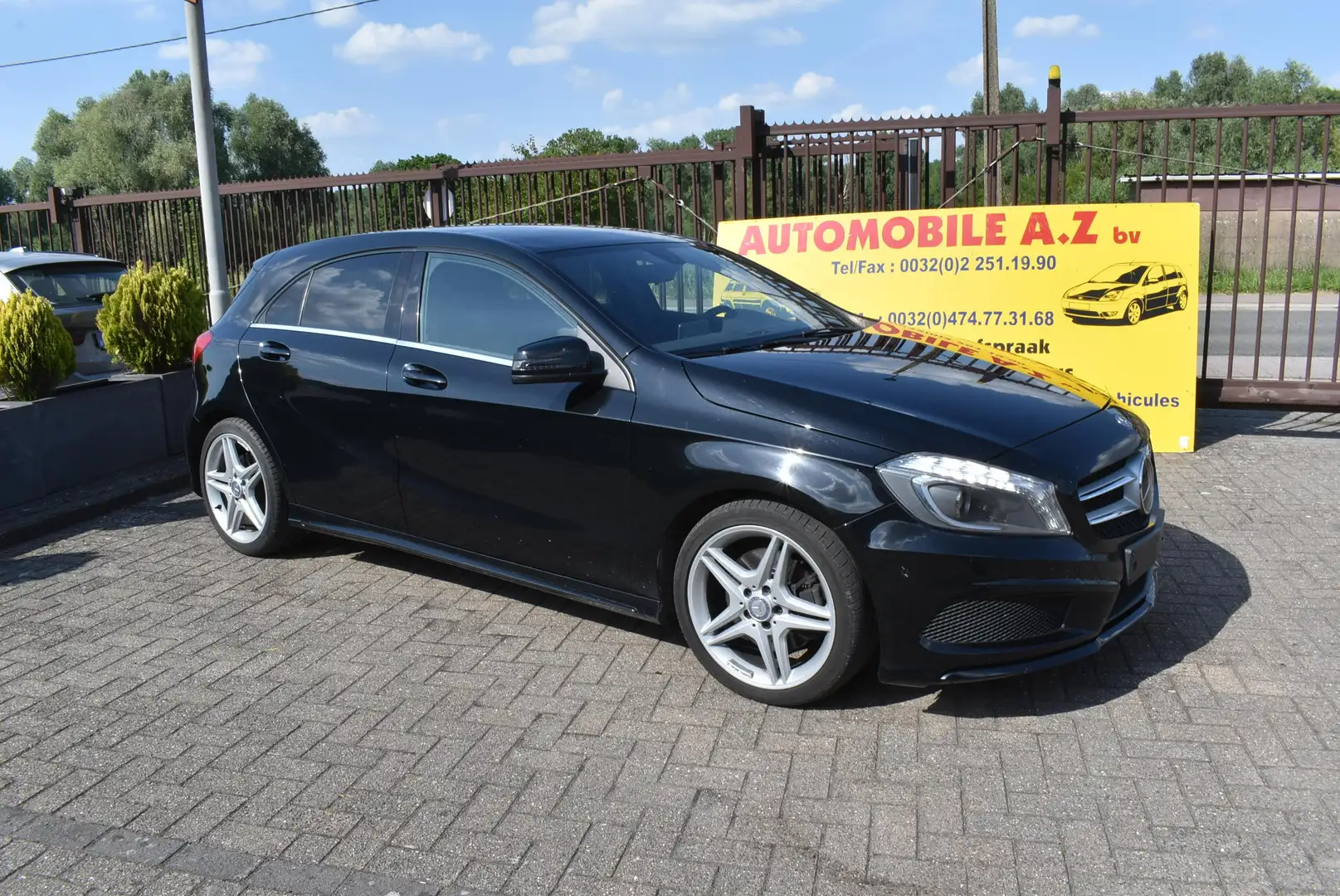 Mercedes-Benz A 220 CDI Autom Pack AMG Lerder / GPS Noir - 1