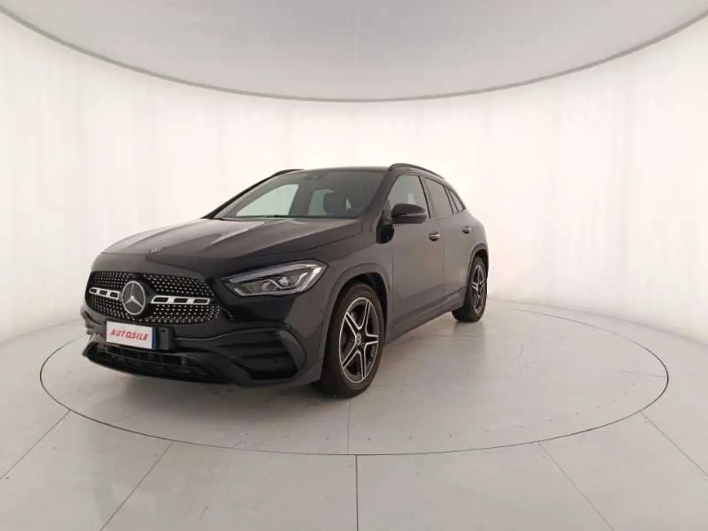 Mercedes-Benz GLA 200 200 d Premium auto Nero - 1
