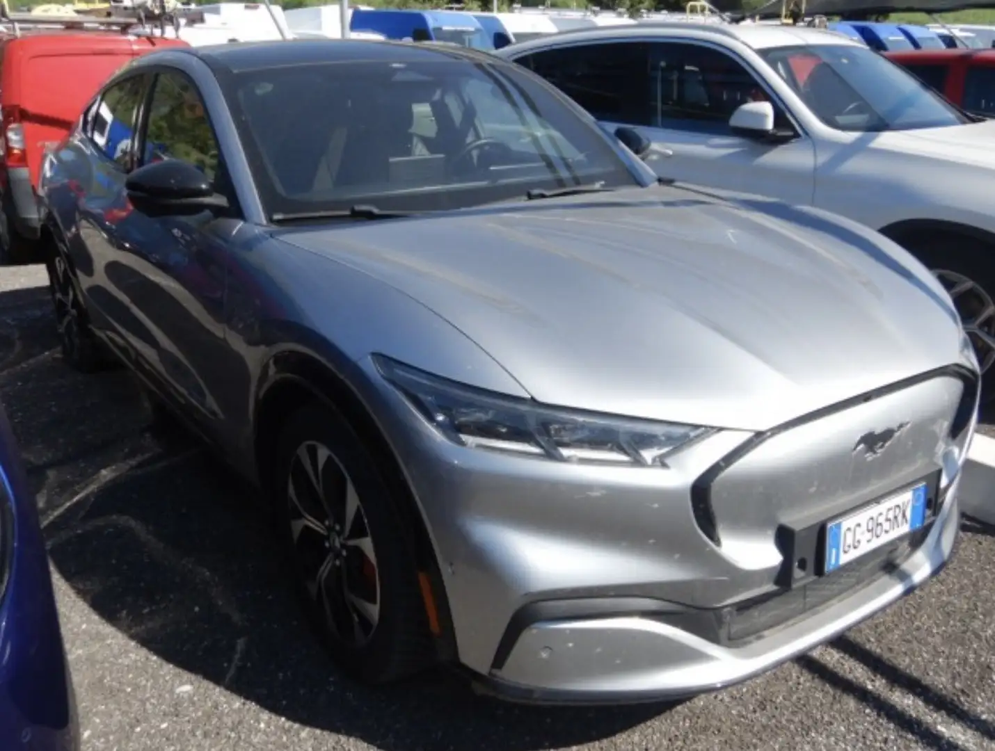 Ford Mustang Mach-E extended range awd 351 CV Sport auto Tetto Panoram Argento - 2
