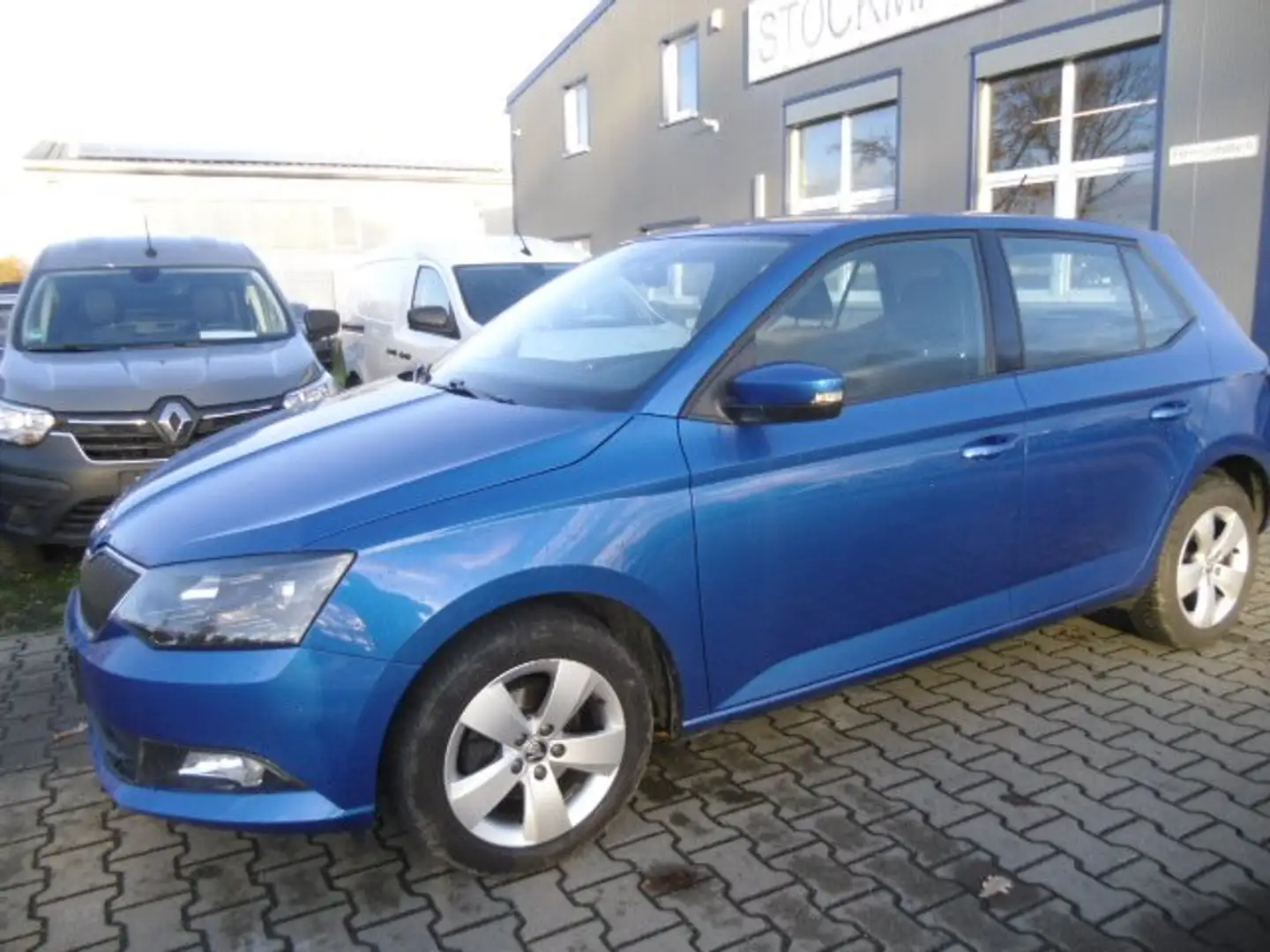 Skoda Fabia Blau - 1