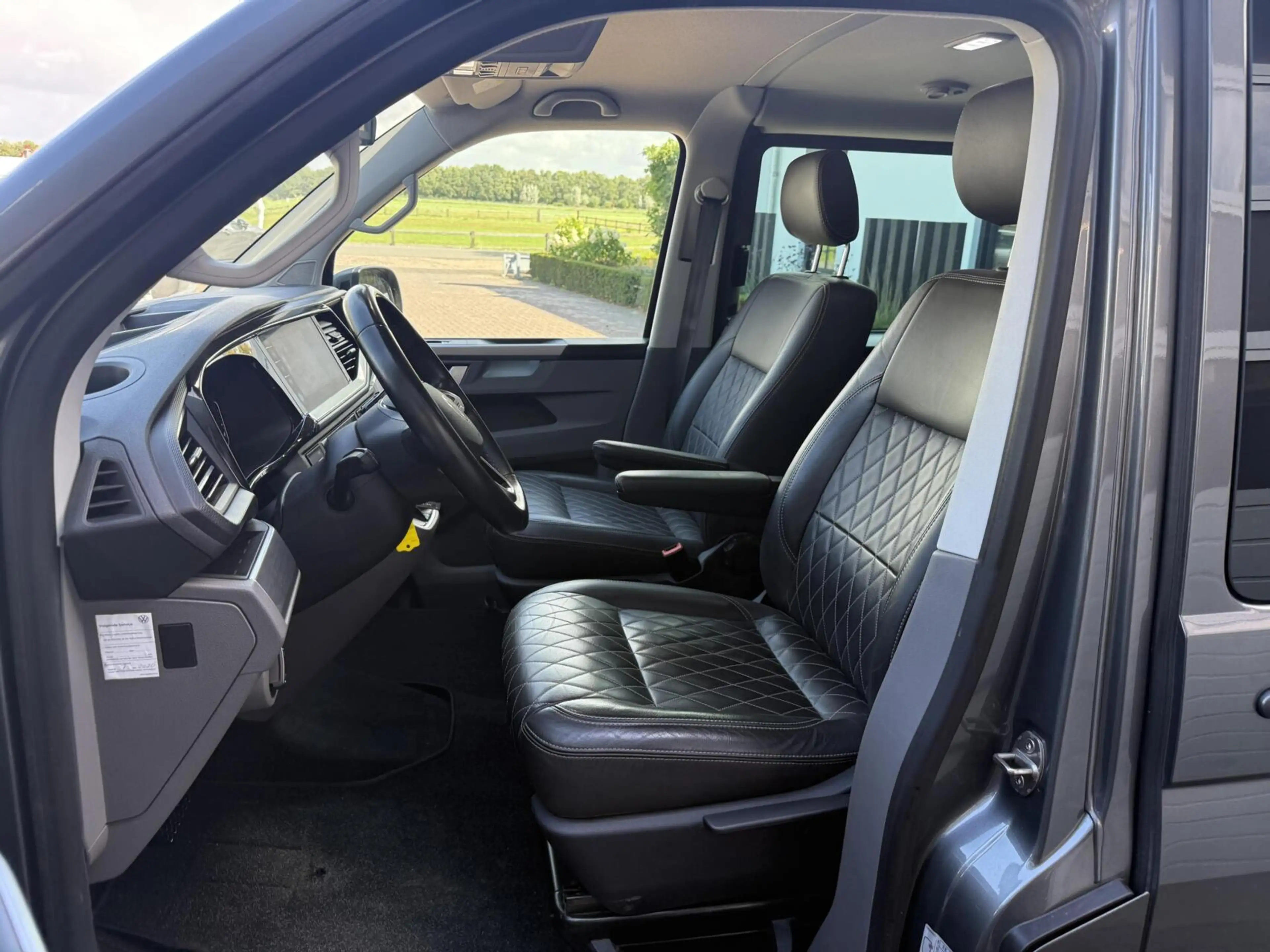 Volkswagen T6.1 Transporter 2.0 TDI L2H1 DC Bulli DUB. SCHUIFD/LEER *ALL-IN PR — photo 3