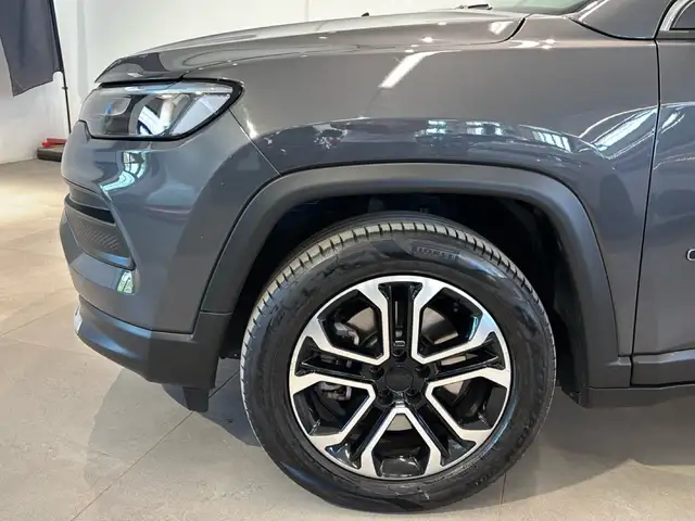 Jeep Compass view 7