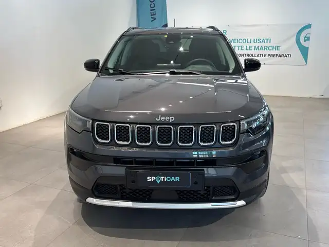 Jeep Compass view 2