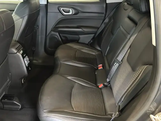 Jeep Compass view 15