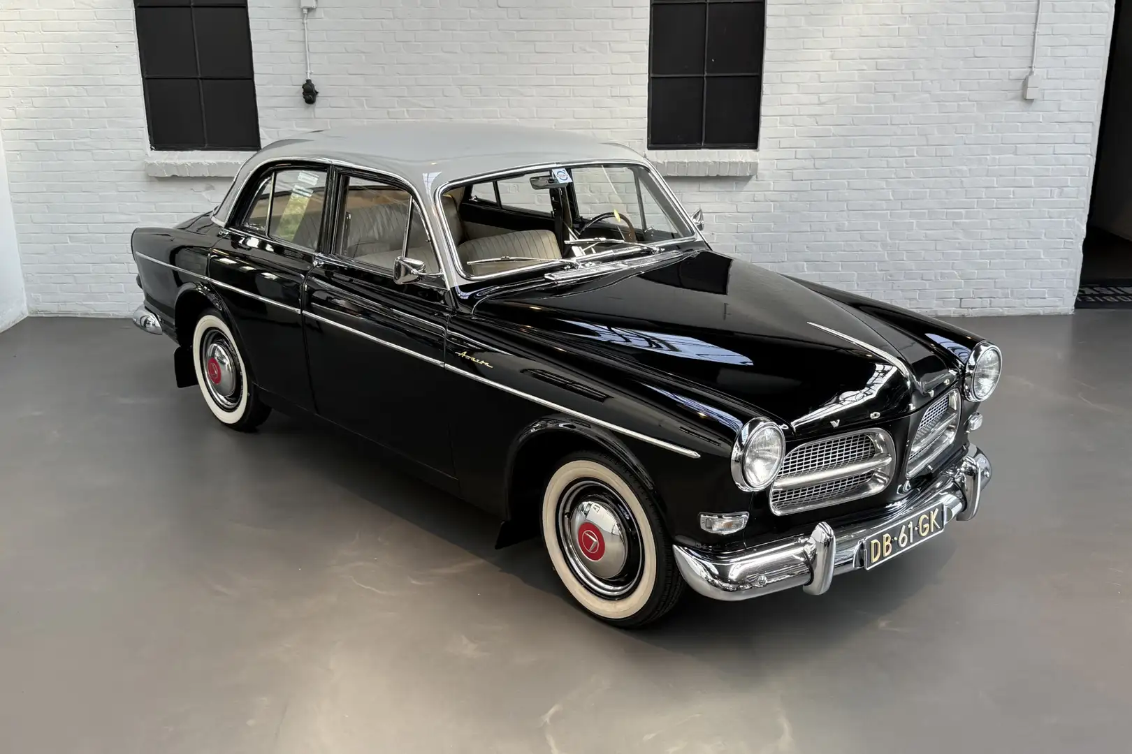 Volvo Amazon P1200 VB Original parts Schwarz - 1