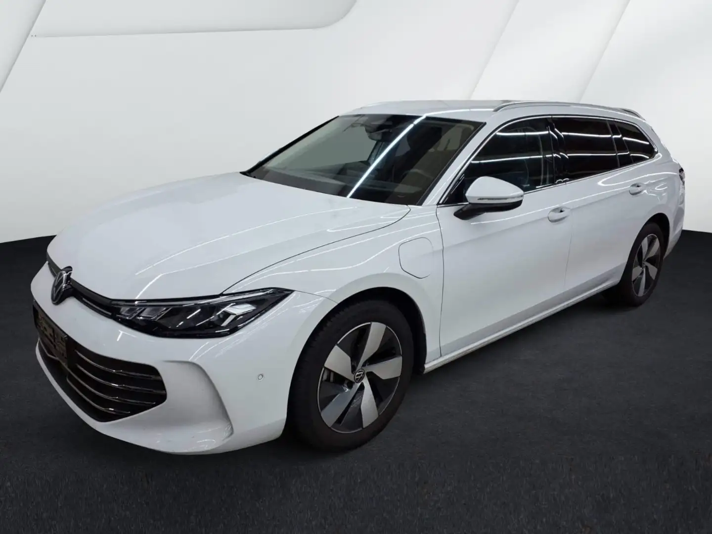 Volkswagen Passat Var. 1.5 eHybrid Business DSG AHK*LED*NAV Weiß - 2