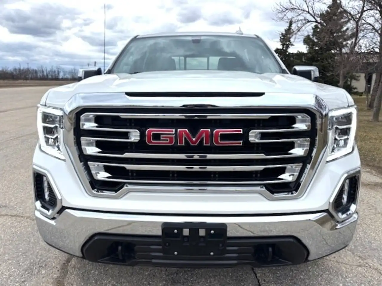 GMC Sierra 1500 снимка GMC Sierra 1500