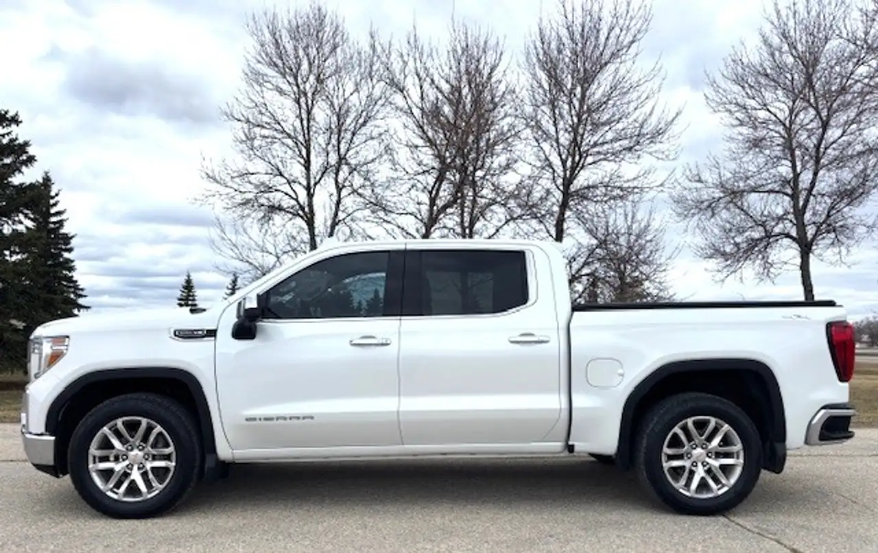GMC Sierra 1500 снимка GMC Sierra 1500