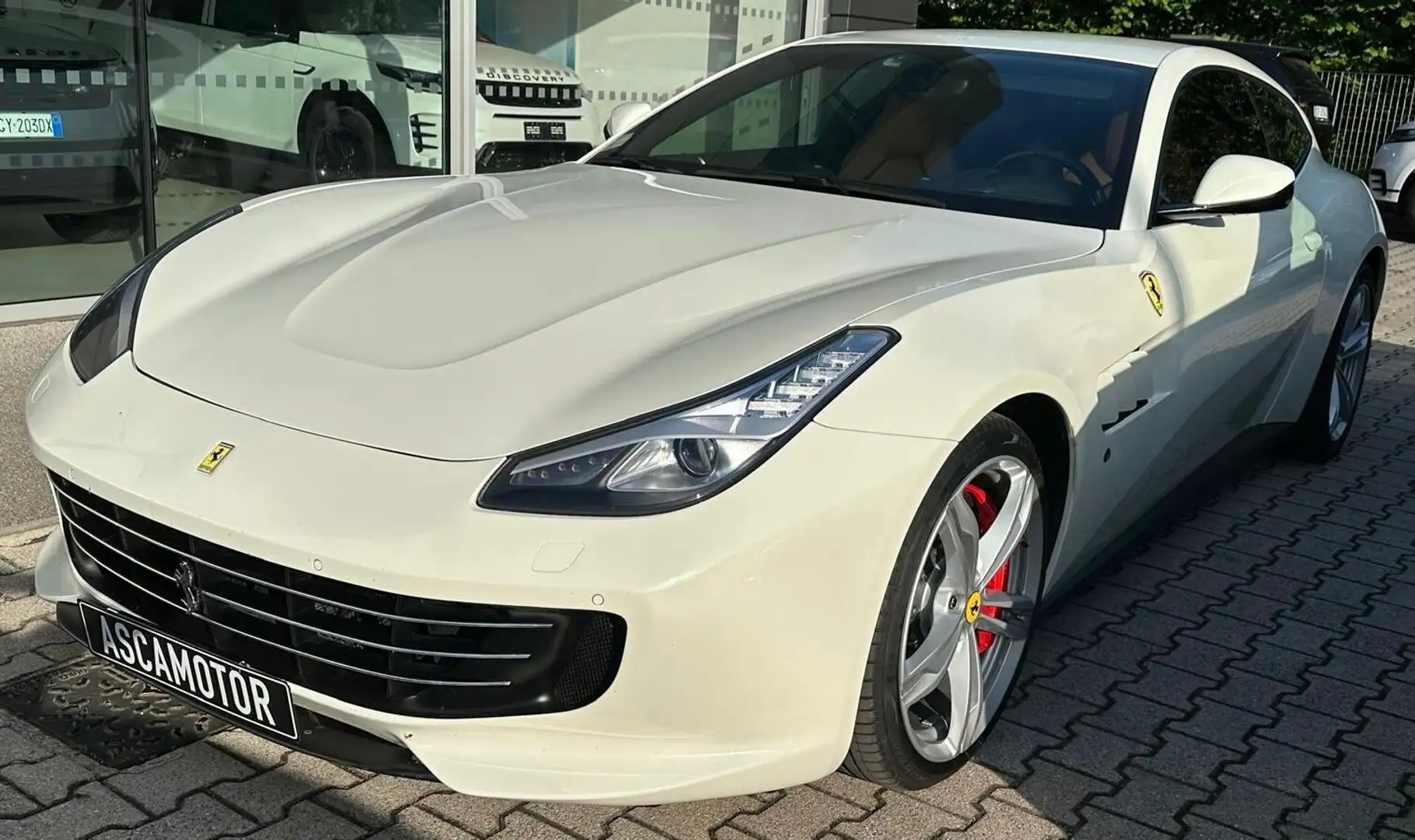 Ferrari GTC4 Lusso GTC4Lusso T Weiß - 2