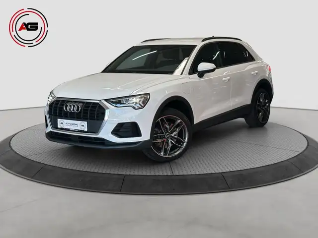 Audi Q3 45 TFSIe LED ACC CARPLAY SHZ KAMERA AHK