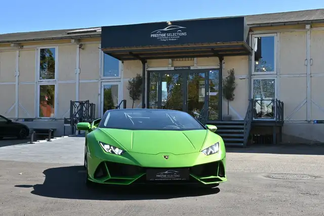 Lamborghini Huracan view 12