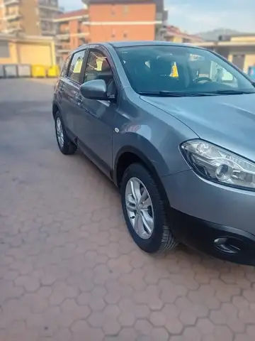 Nissan Qashqai view 3