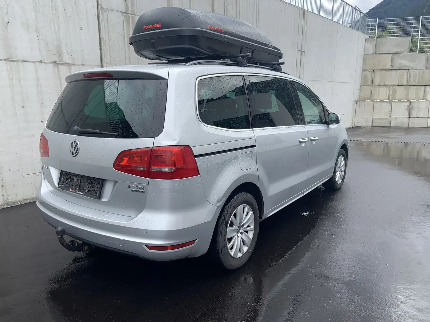 Volkswagen Sharan Comfortline BMT 2,0 TDI DPF 4Motion - 2
