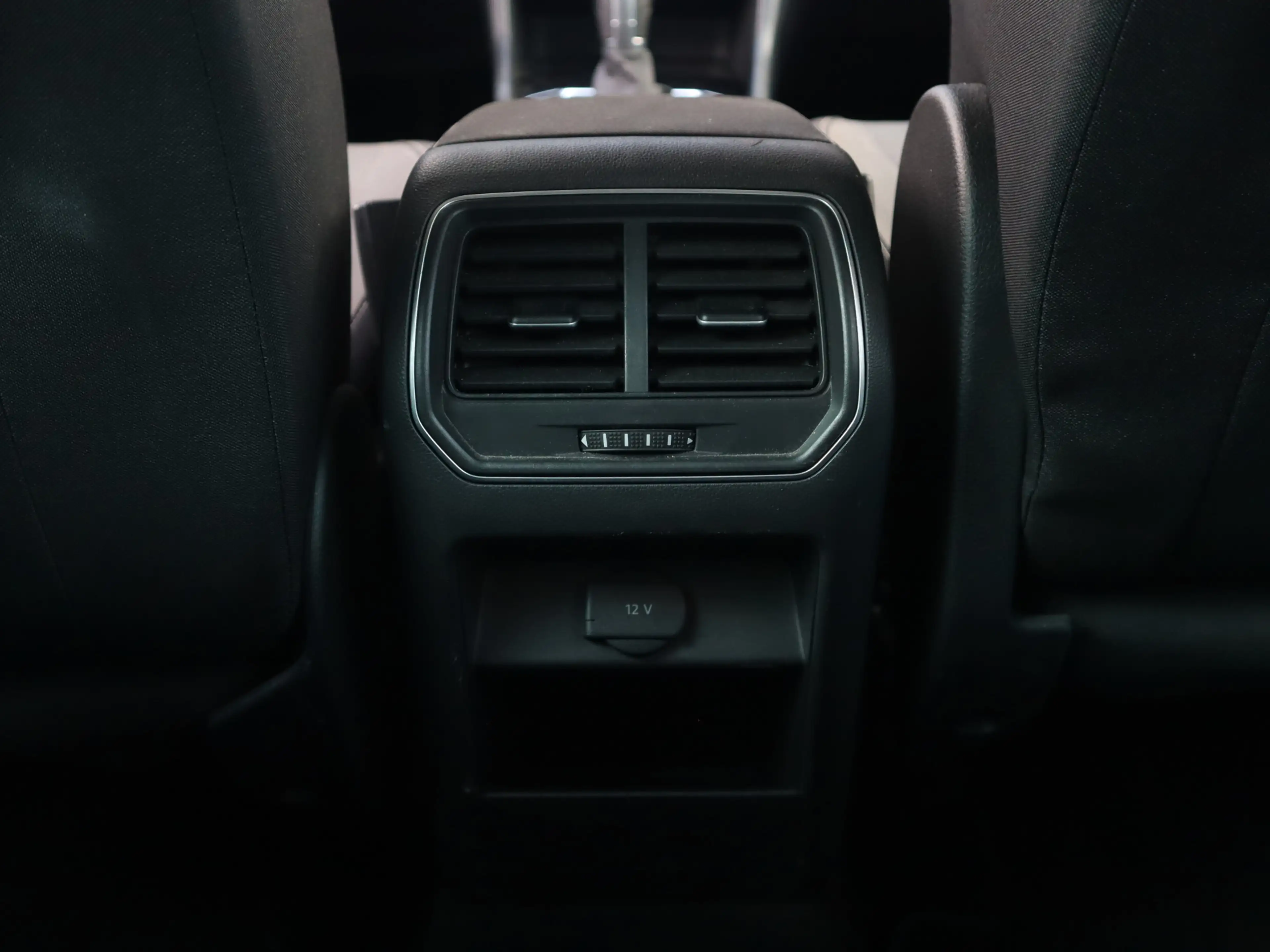 Volkswagen Golf Sportsvan 1.5 TSI ACT Highline Edition / Elektrisch wegklapb — photo 25