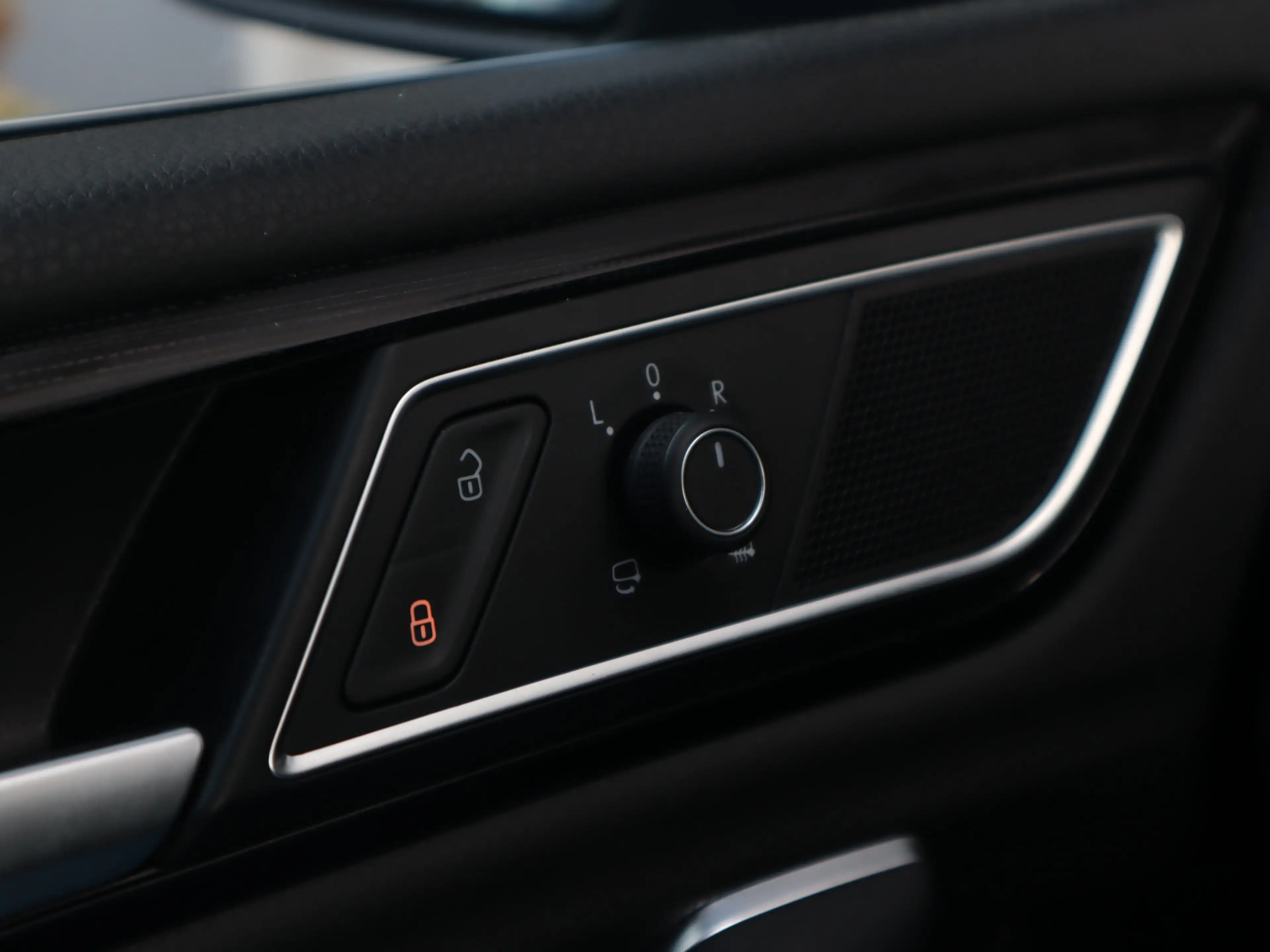 Volkswagen Golf Sportsvan 1.5 TSI ACT Highline Edition / Elektrisch wegklapb — photo 23