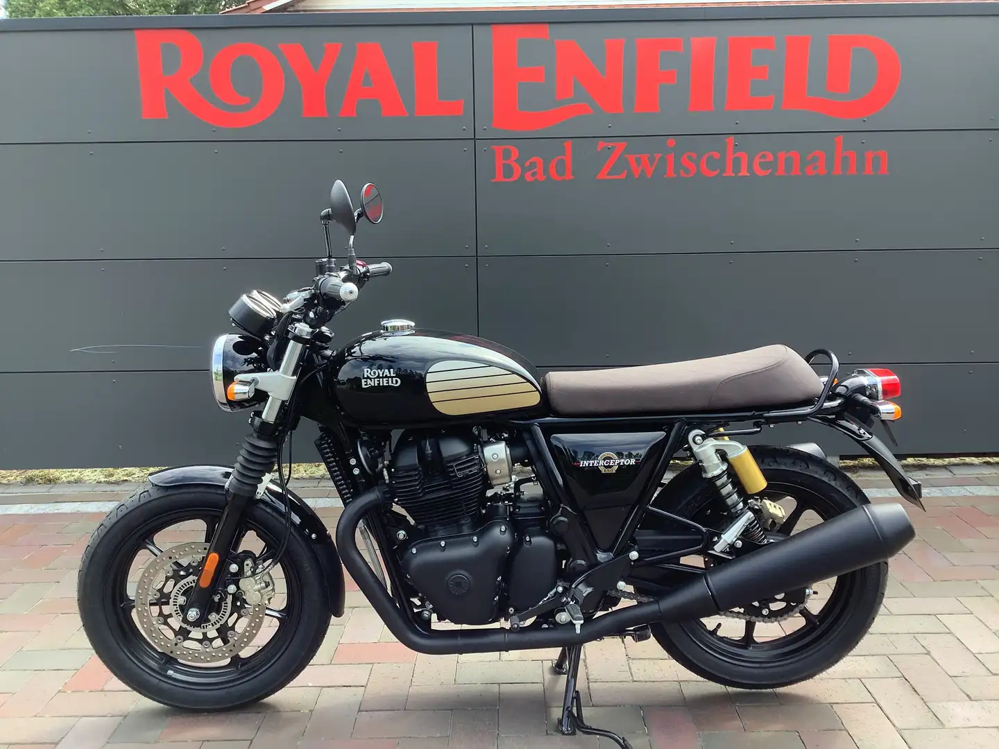 Royal Enfield Interceptor 650 EURO5 Sondermodell-Vorführfahrzeug Чорний - 2