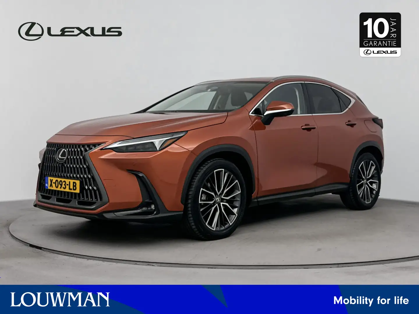 Lexus NX 450h+ AWD Executive Line | BTW Auto | Trekhaak | 360' Ca Orange - 1
