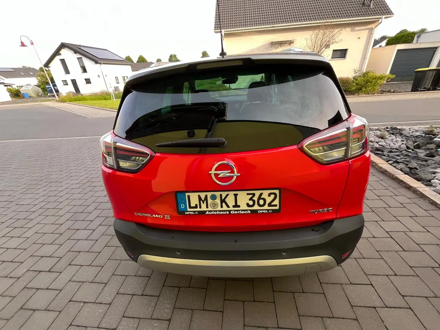 Opel Crossland X 1.2  Innovation Rot - 2
