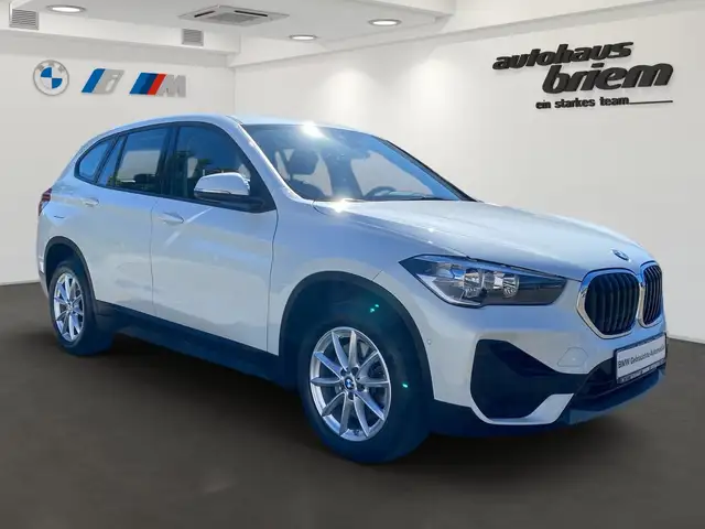 BMW X1 view 2