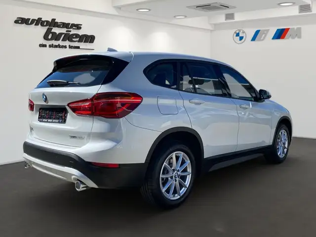 BMW X1 view 3