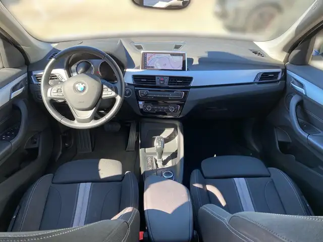 BMW X1 view 10