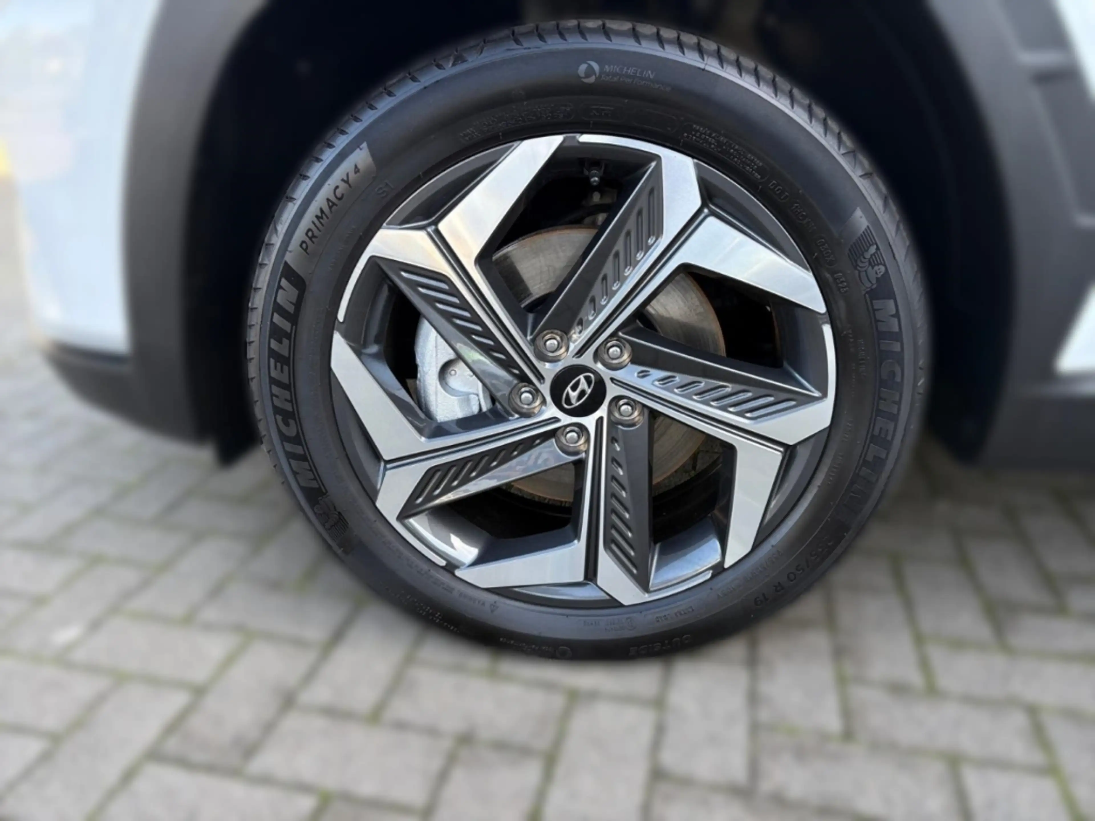 Hyundai TUCSON Plug-In Hybrid 4WD++ATLAS WHITE!++1.HAND — photo 6