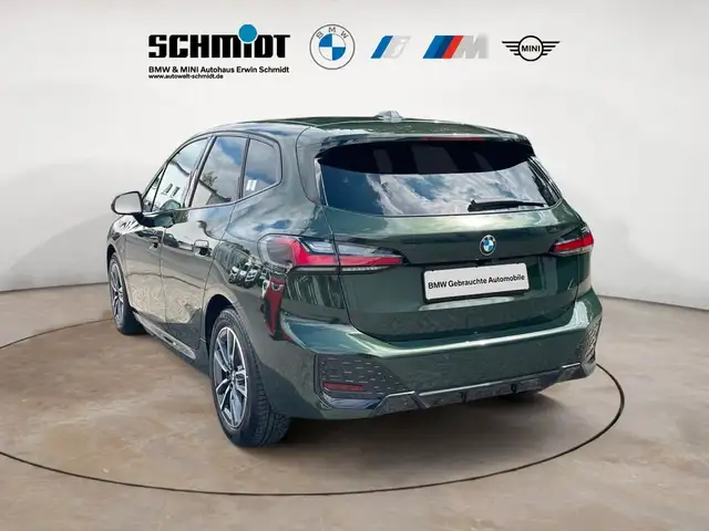 BMW 2 Series view 4