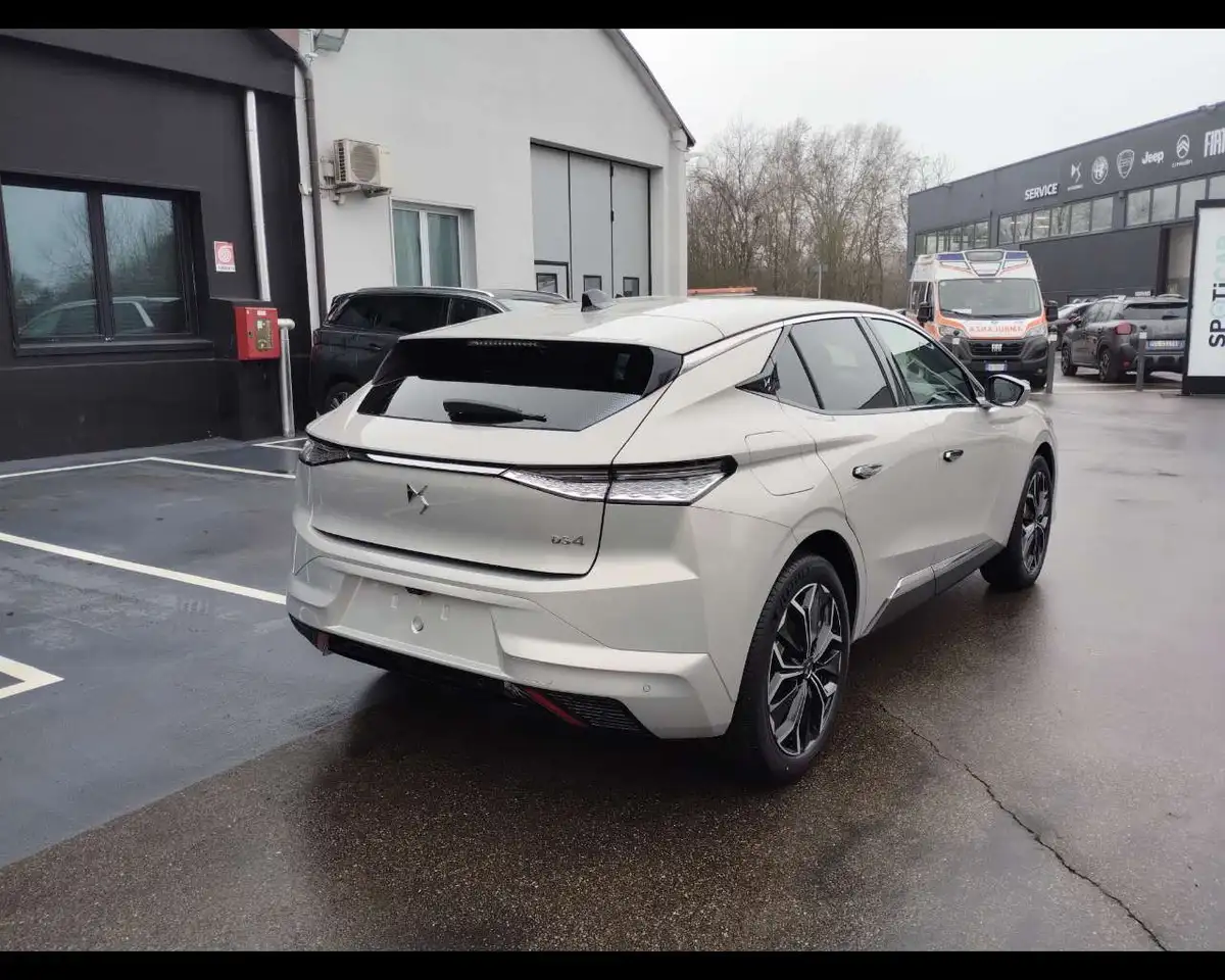 DS Automobiles DS 4 2025