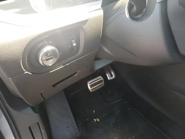 Opel Grandland view 8