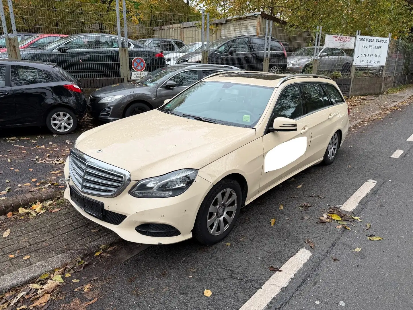 Mercedes-Benz E 200 E T-Modell E 200 BlueTec Gelb - 1