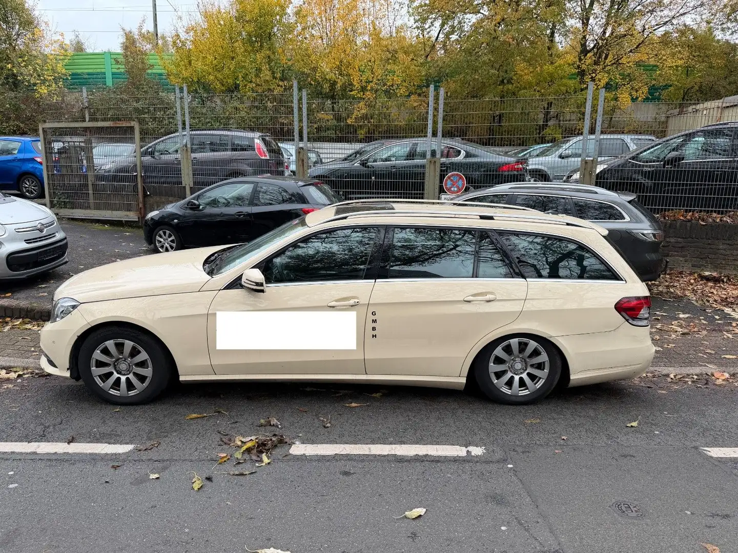 Mercedes-Benz E 200 E T-Modell E 200 BlueTec Gelb - 2