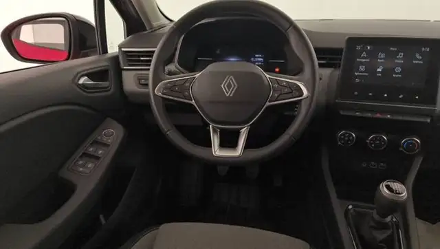 Renault Clio view 3