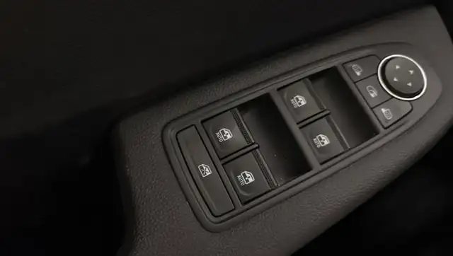 Renault Clio view 8