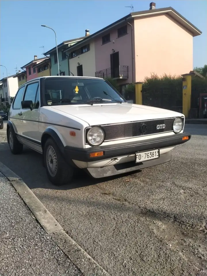 Volkswagen Golf 3p 1.6 td Gtd, foto 1