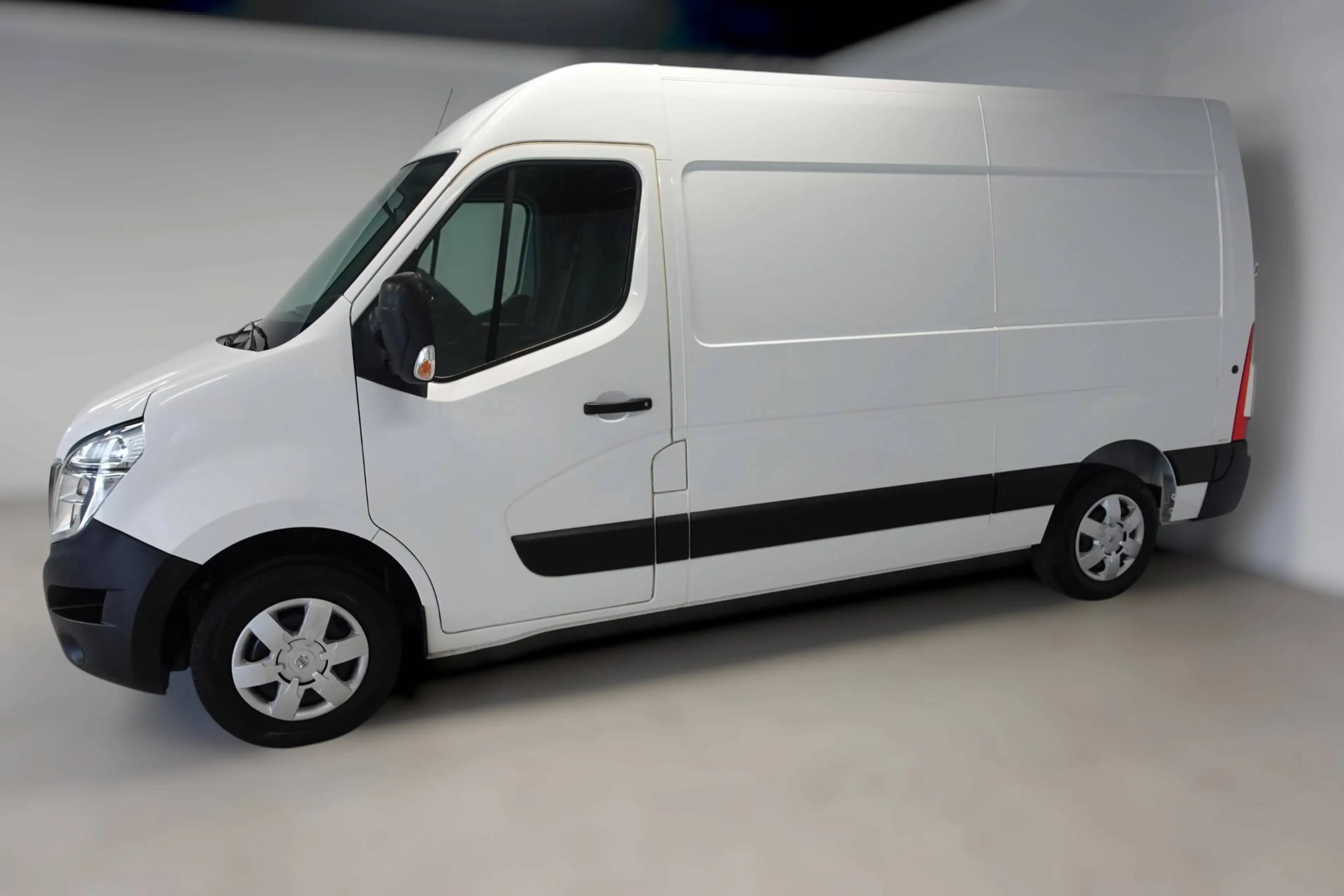 Nissan NV400 2,3 TDCI L2H2 3,5t PRO Klima Scheckheftgepflegt 2.Hand — photo 8