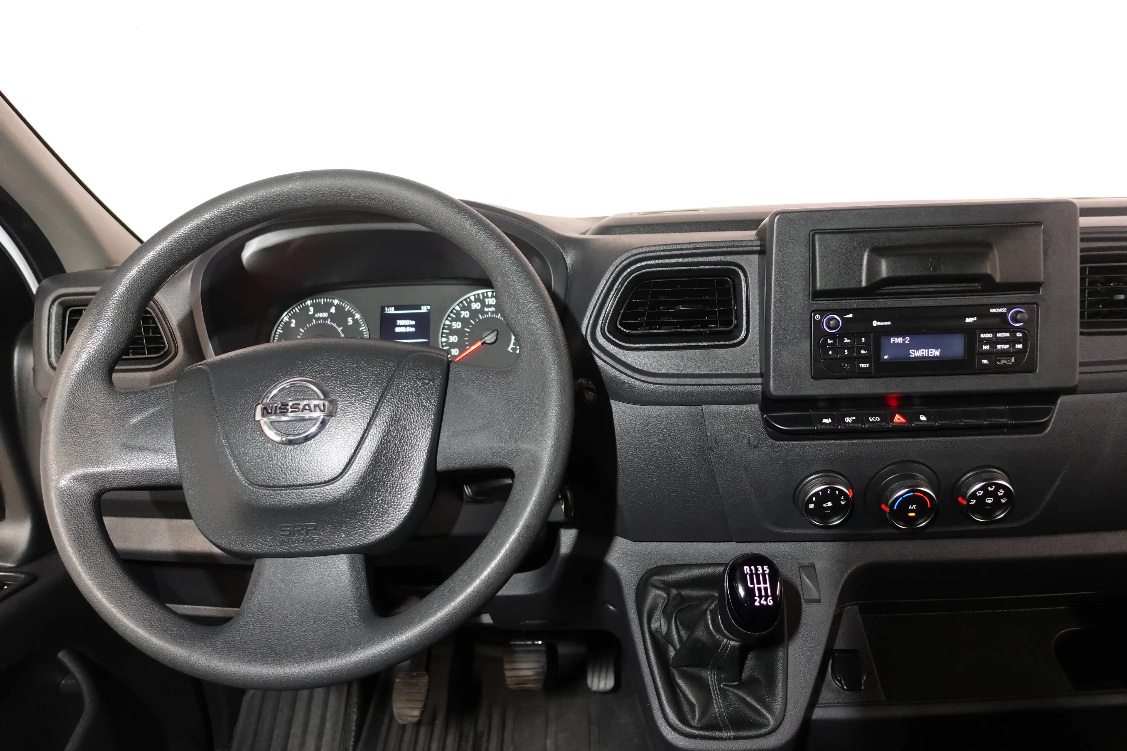 Nissan NV400 2,3 TDCI L2H2 3,5t PRO Klima Scheckheftgepflegt 2.Hand — photo 14