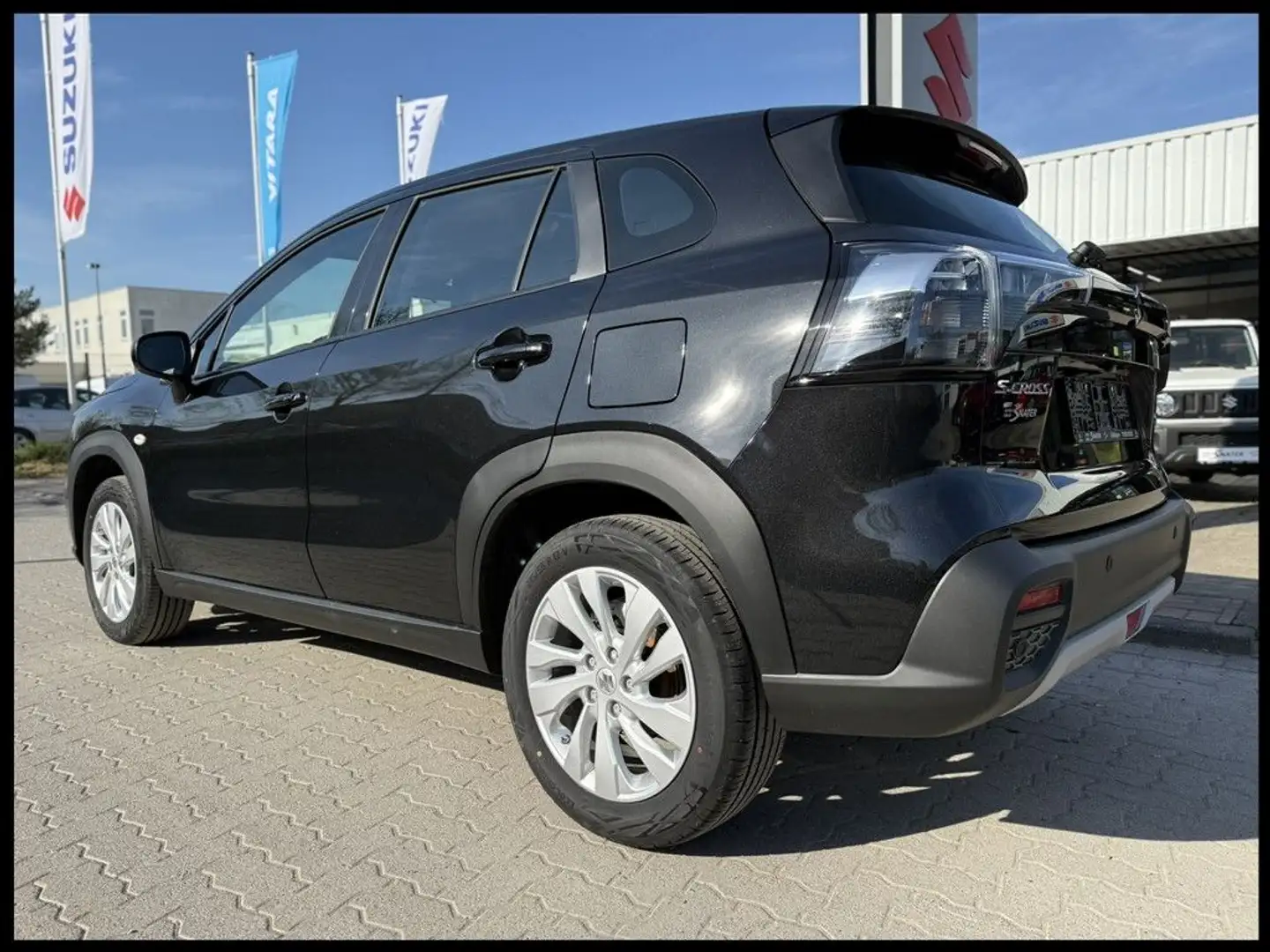 Suzuki S-CROSS 1.4 HYBRID EDITION | NAVI | LED Negru - 2