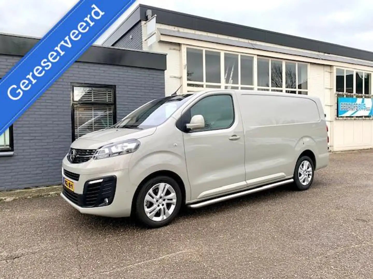 Opel Vivaro 2.0 | 150PK lang|Innovation|Camera|Cruise|Trekhaak Grijs - 1