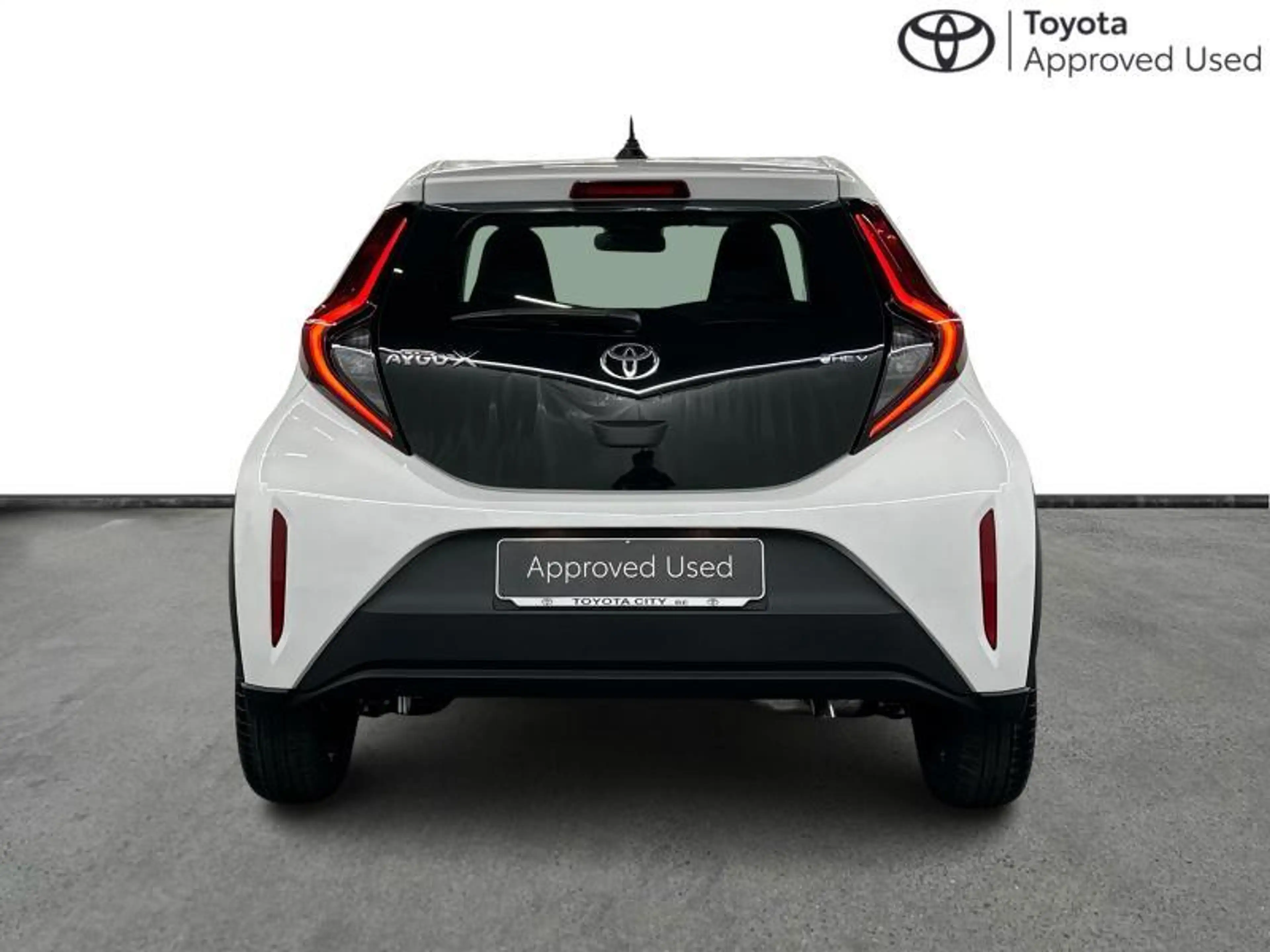 Toyota Aygo X 116hp HEV Comfort | winter p. — photo 6