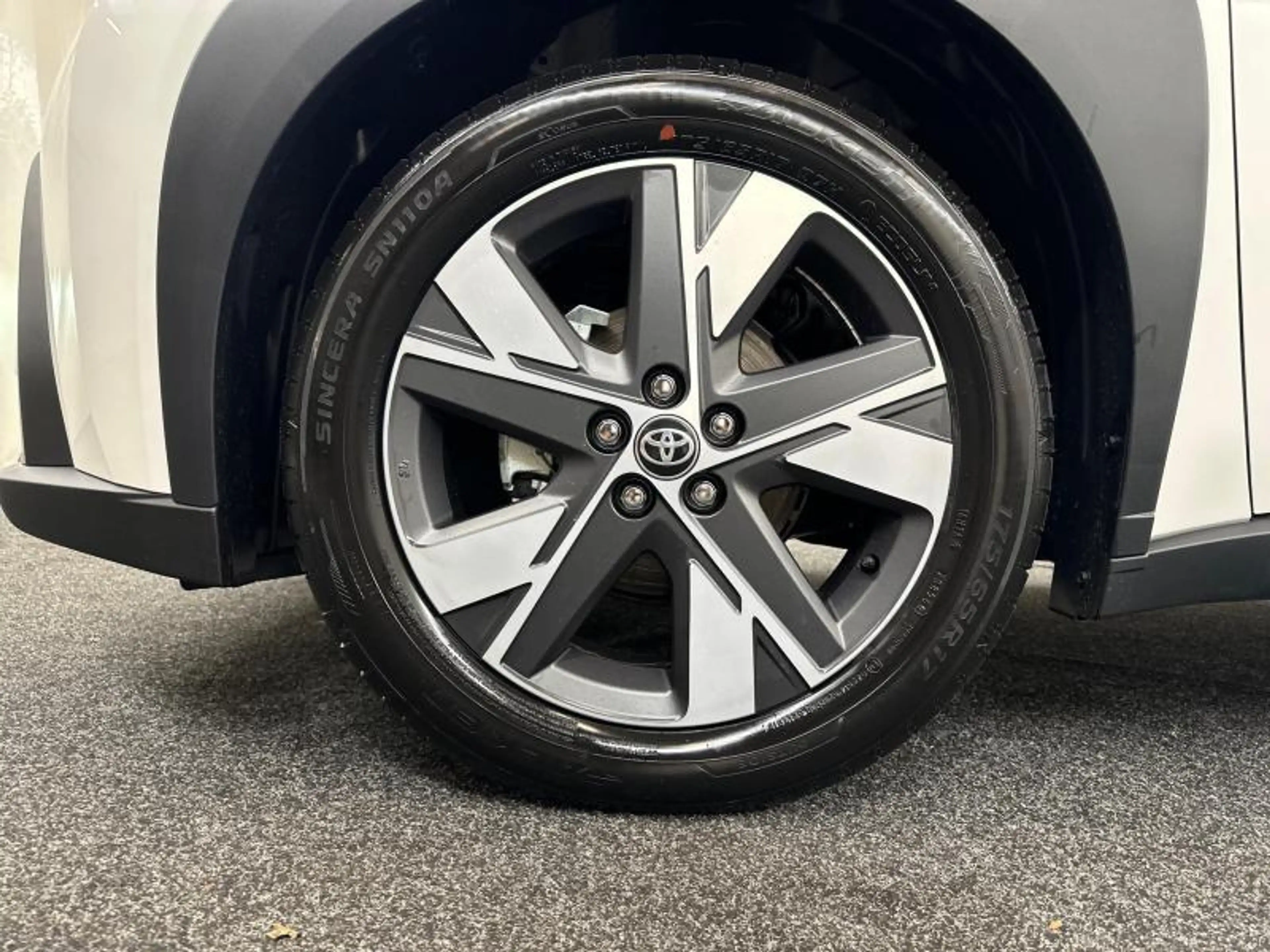 Toyota Aygo X 116hp HEV Comfort | winter p. — photo 15