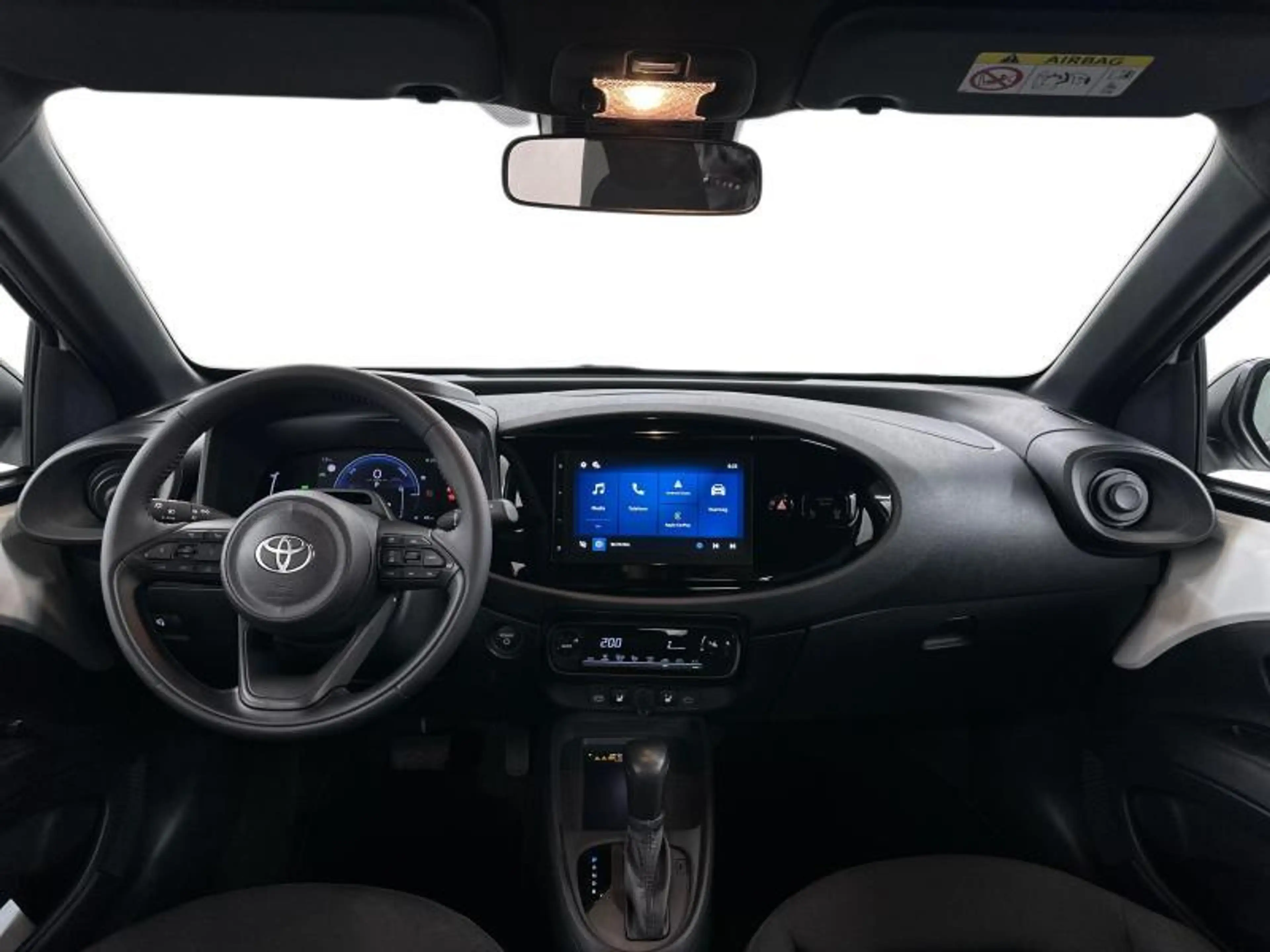 Toyota Aygo X 116hp HEV Comfort | winter p. — photo 9