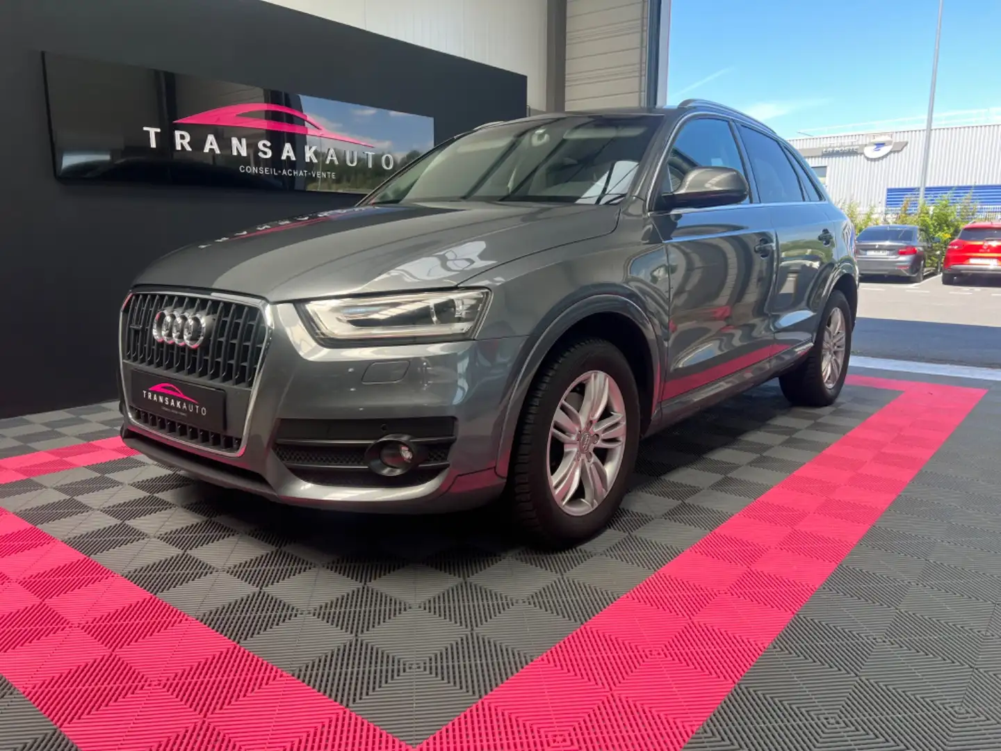 Audi Q3 Quattro Ambition Luxe S tronic 7 Gris - 2