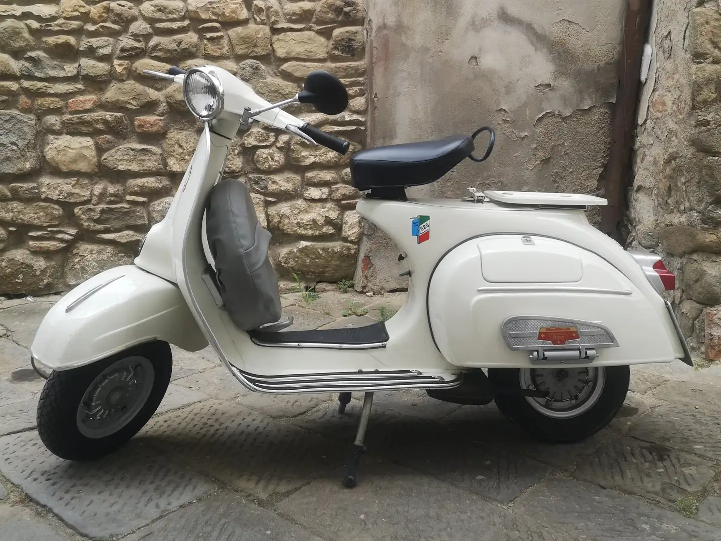 Vespa 150 Super Blanco - 1