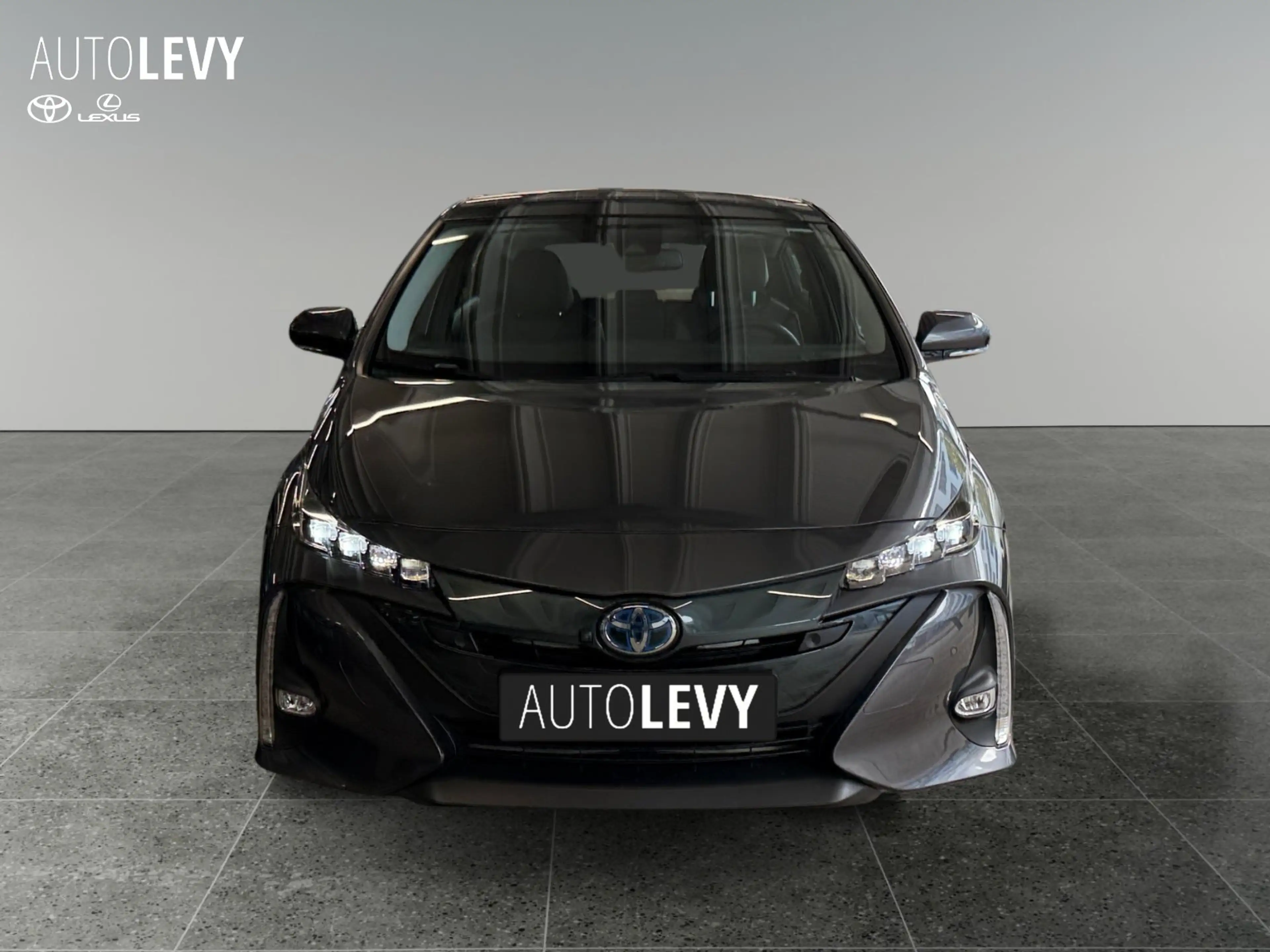 Toyota Prius 1.8 Plug-In Executive +Leder+Kamera+LED+SHZ — photo 9